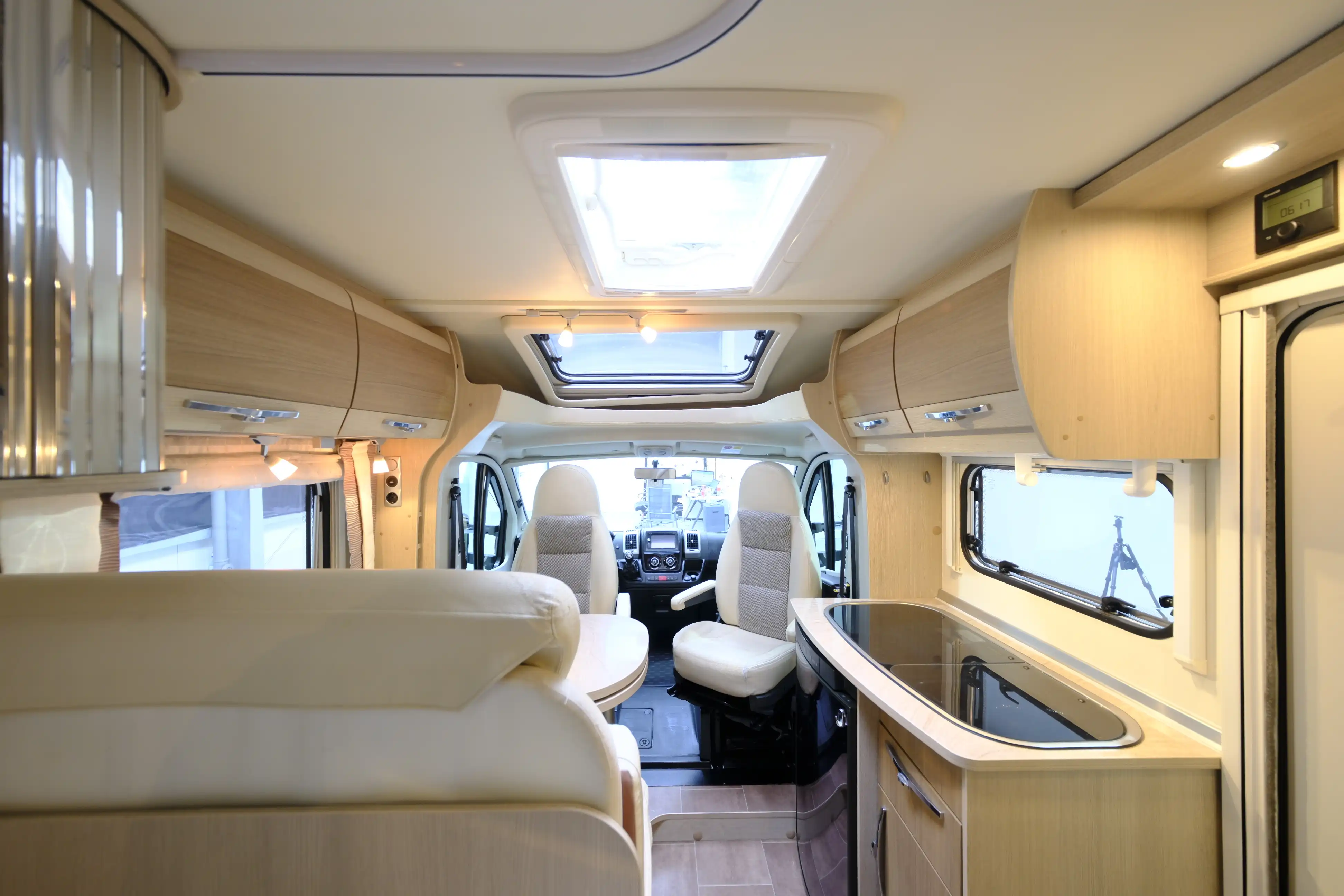 BUERSTNER Nexxo T 569 IC-Line - Ansicht 7